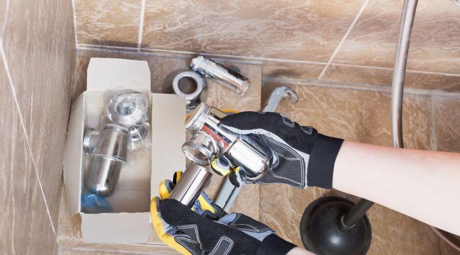 Professional gutter cleaning in Morris, MN